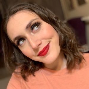 Meet your Posher, Katelynn